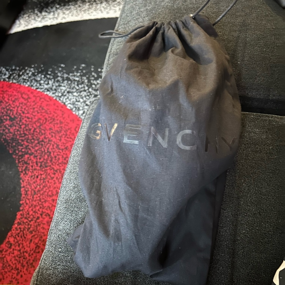 White givenchy slide size 34 in kids